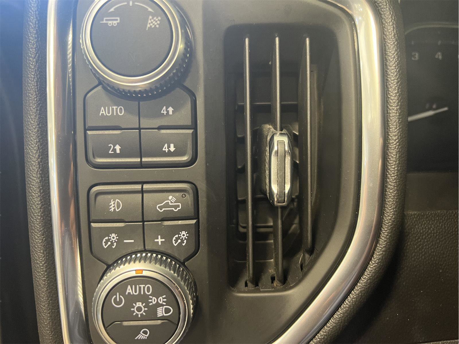 Used 2019 GMC Sierra 1500 SLT image 22