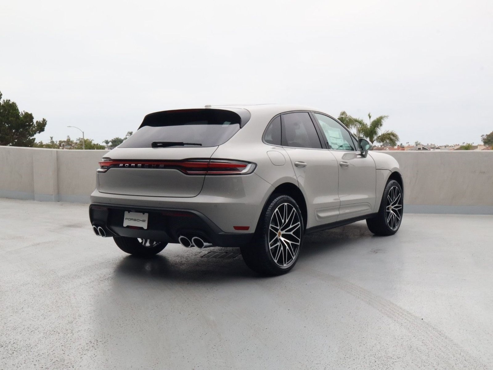 New 2026 Porsche Macan AWD/4WD image 9