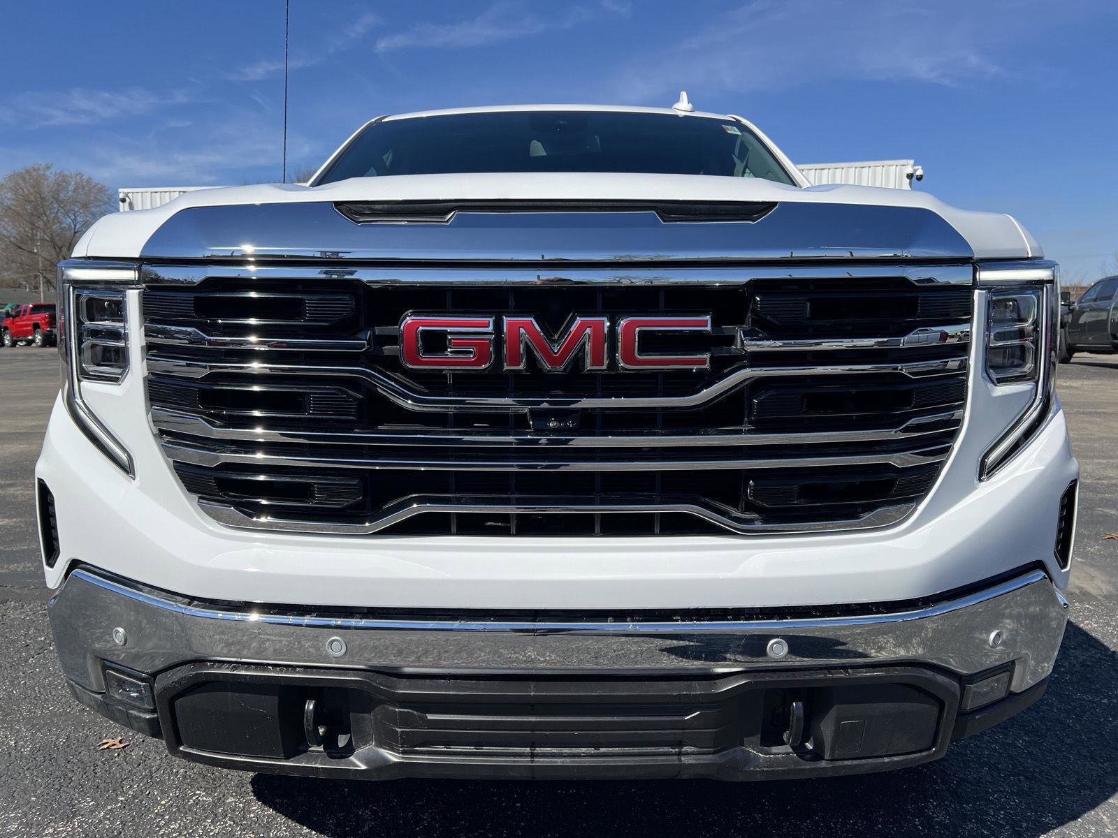 New 2026 GMC Sierra 1500 SLT w/ SLT Premium Plus Package image 15