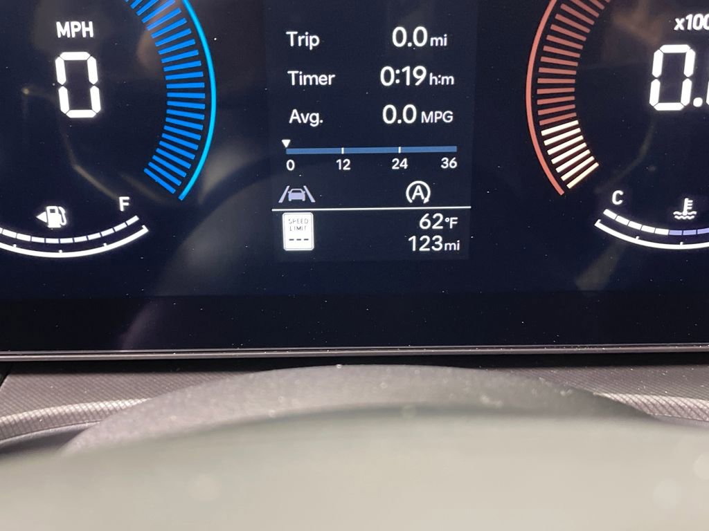 New 2026 Hyundai Santa Fe SE FWD image 21
