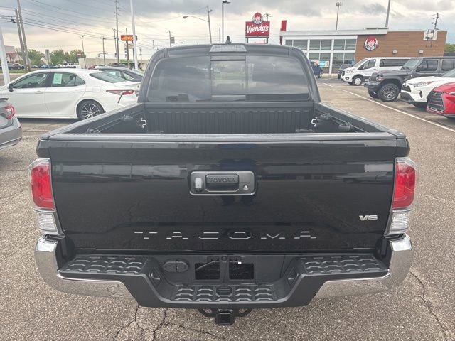 Used 2023 Toyota Tacoma TRD Off-Road AWD/4WD image 4