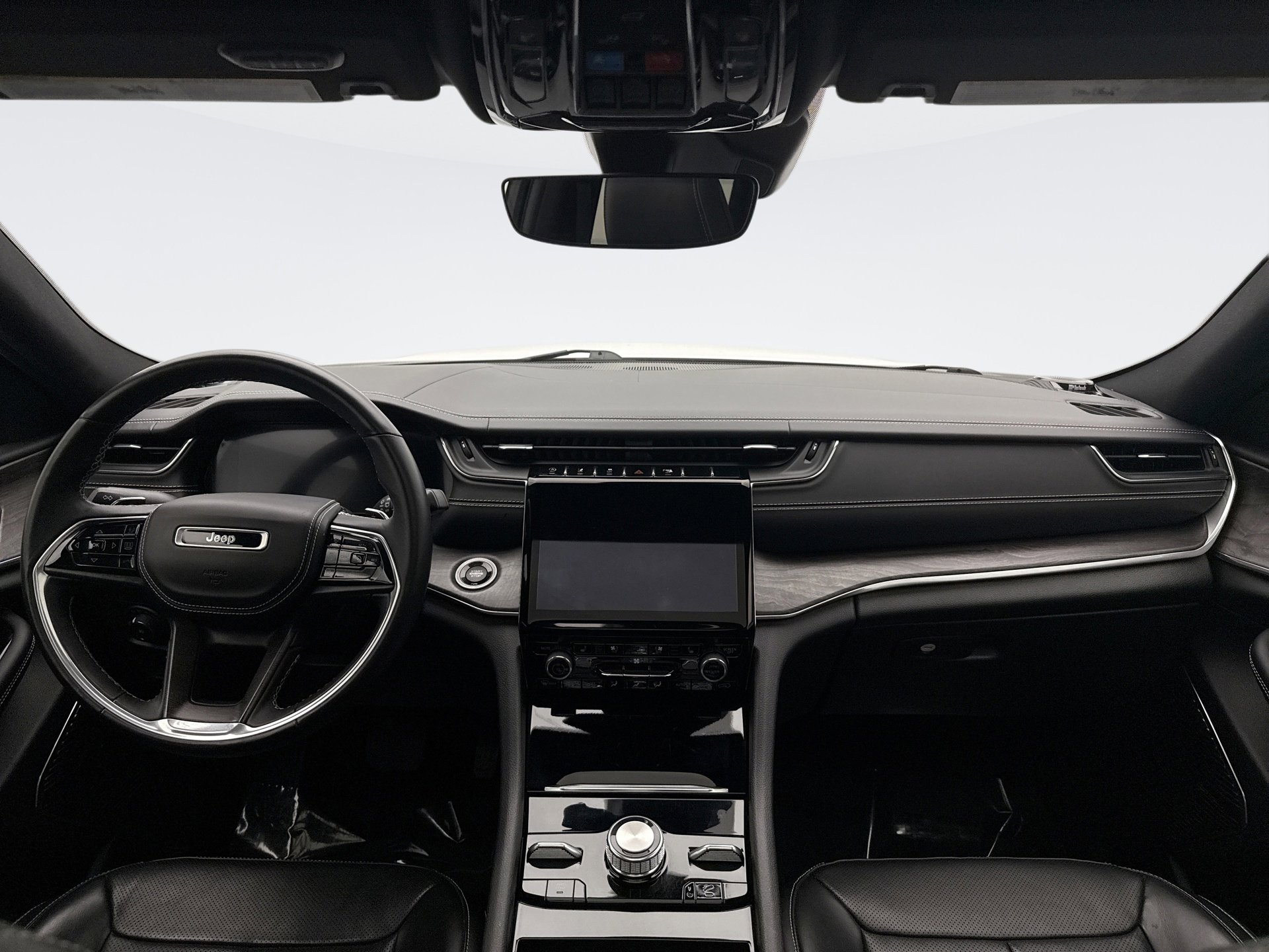 Used 2022 Jeep Grand Cherokee Overland image 14