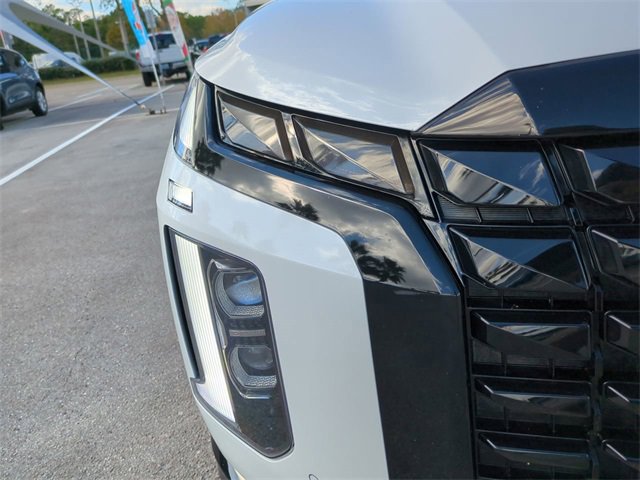 Used 2024 Hyundai Palisade Calligraphy image 10