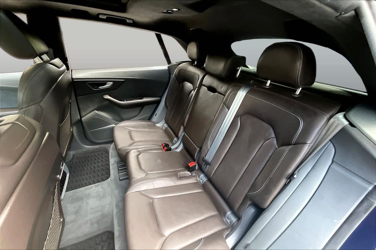 Used 2021 Audi Q8 Prestige AWD/4WD image 20