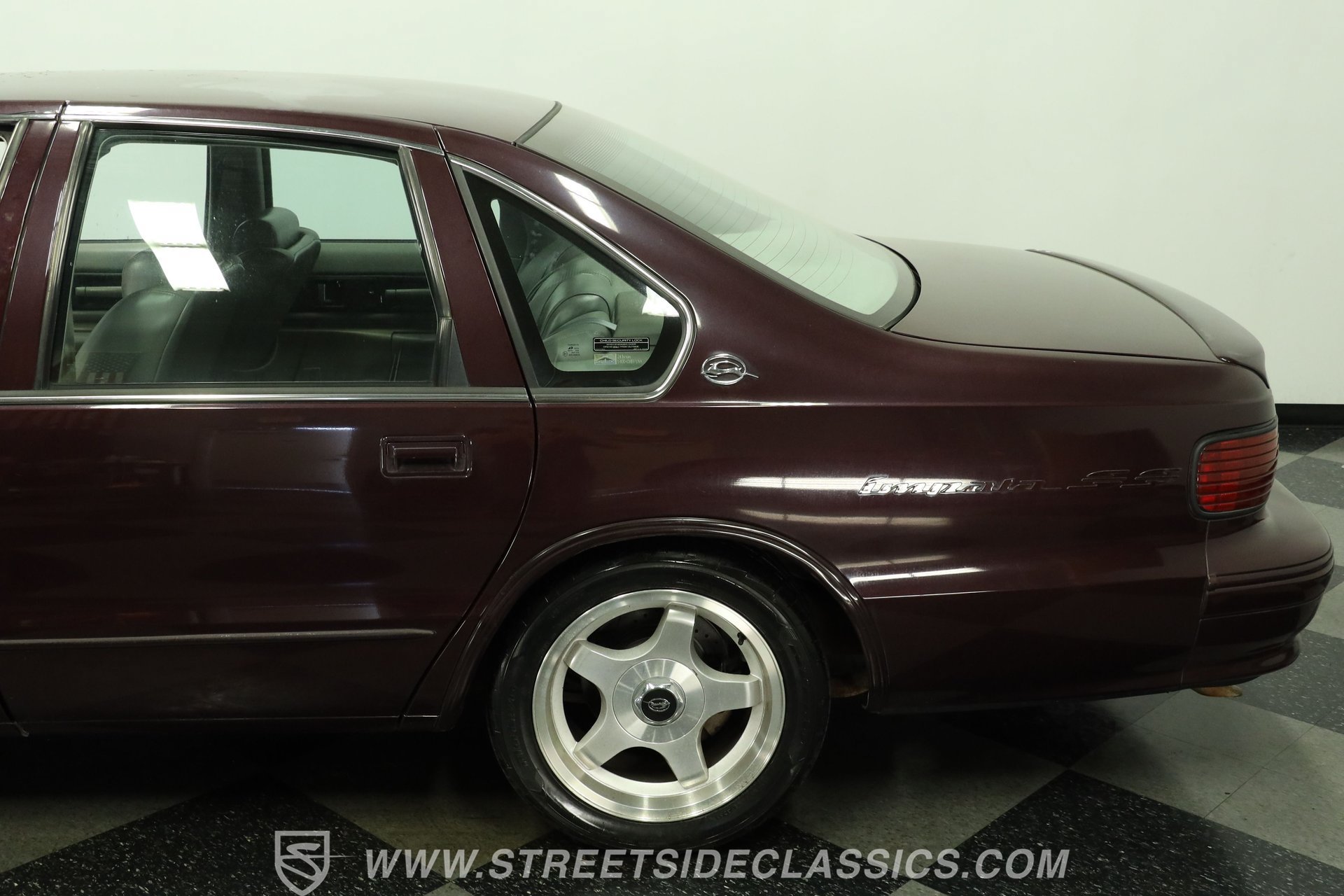 Used 1996 Chevrolet Impala SS RWD image 24