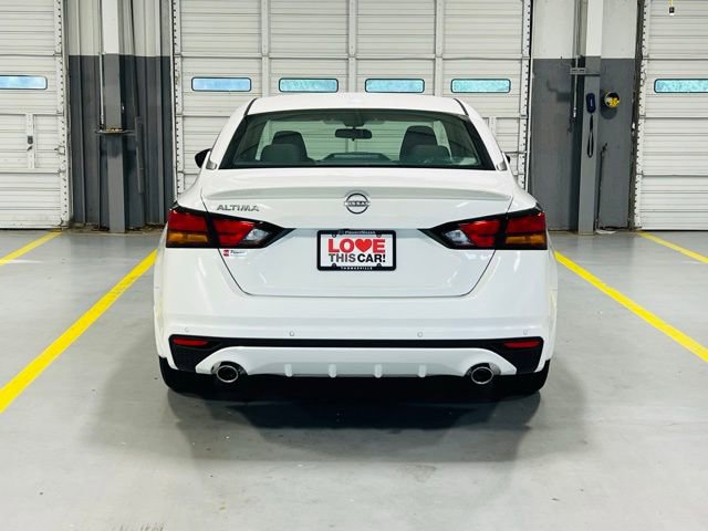 New 2025 Nissan Altima 2.5 SV w/ SV Special Edition Package image 16
