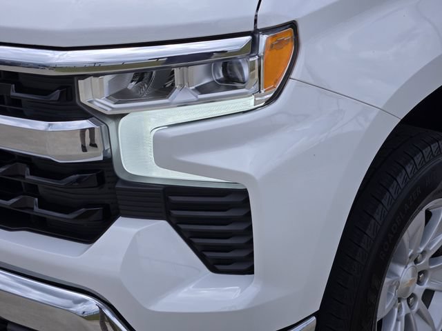 Used 2025 Chevrolet Silverado 1500 LT w/ Safety Package AWD/4WD image 9