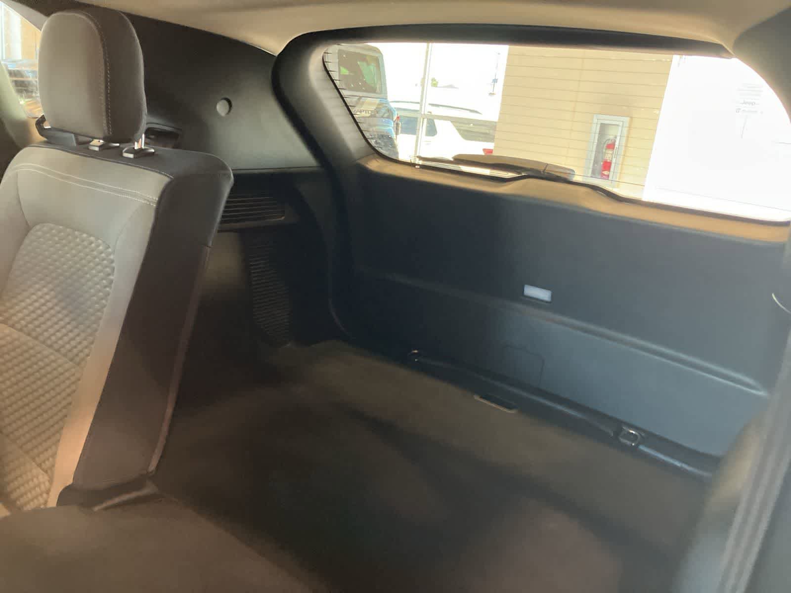 Used 2020 Ford Escape SE image 26