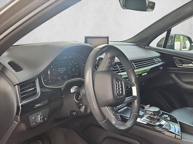 Used 2018 Audi Q7 3.0T Premium Plus w/ Premium Plus Package AWD/4WD image 10