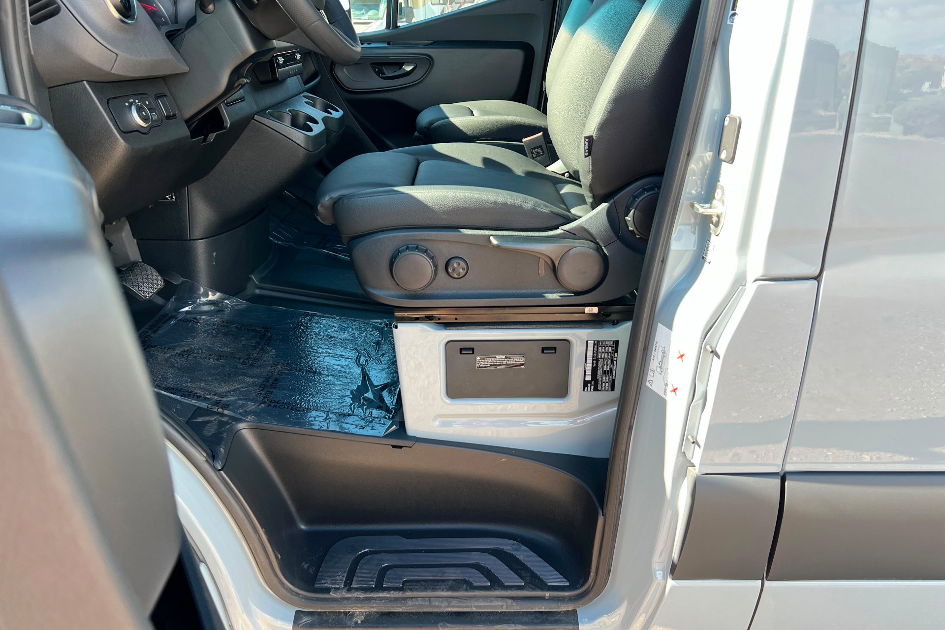 New 2025 Mercedes-Benz Sprinter 2500 image 13