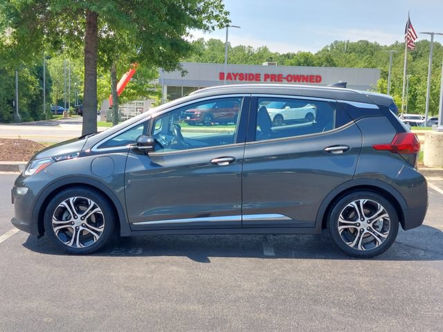 Used 2017 Chevrolet Bolt Premier w/ Infotainment Package FWD image 10