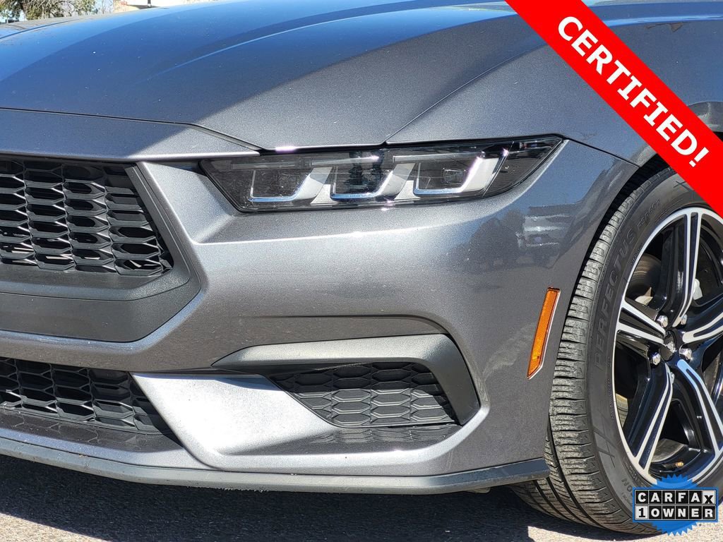 Used 2024 Ford Mustang Premium image 5