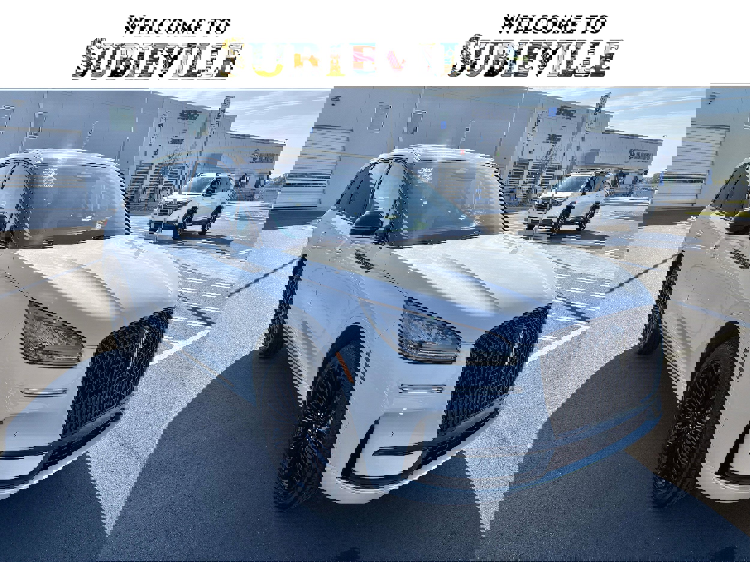 Used 2023 Lincoln Corsair AWD w/ Equipment Group 102A image 1