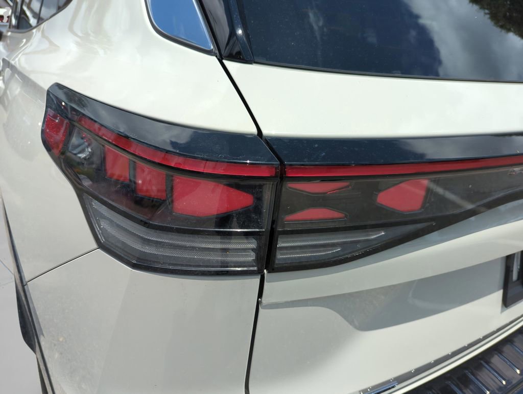 New 2026 Volkswagen Tiguan SEL R-Line AWD/4WD image 43