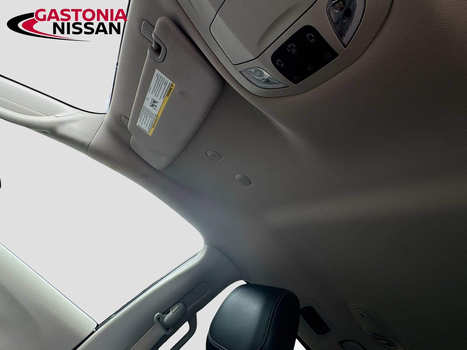 Used 2023 Chrysler Pacifica Touring-L FWD image 29