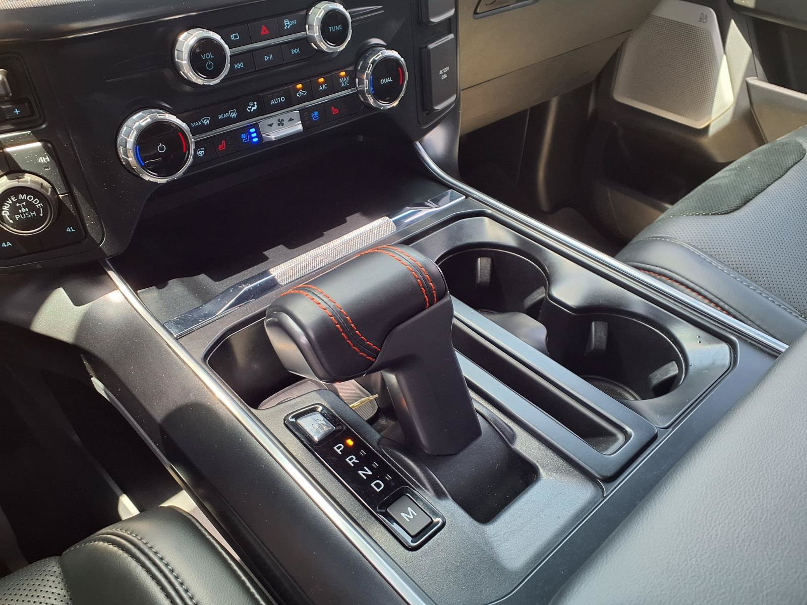 Used 2025 Ford F150 Raptor AWD/4WD image 7