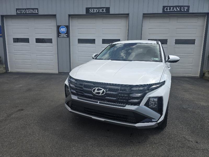 Used 2025 Hyundai Tucson SEL image 2