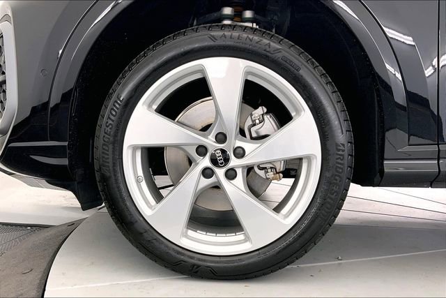 New 2025 Audi Q5 Premium Plus image 12