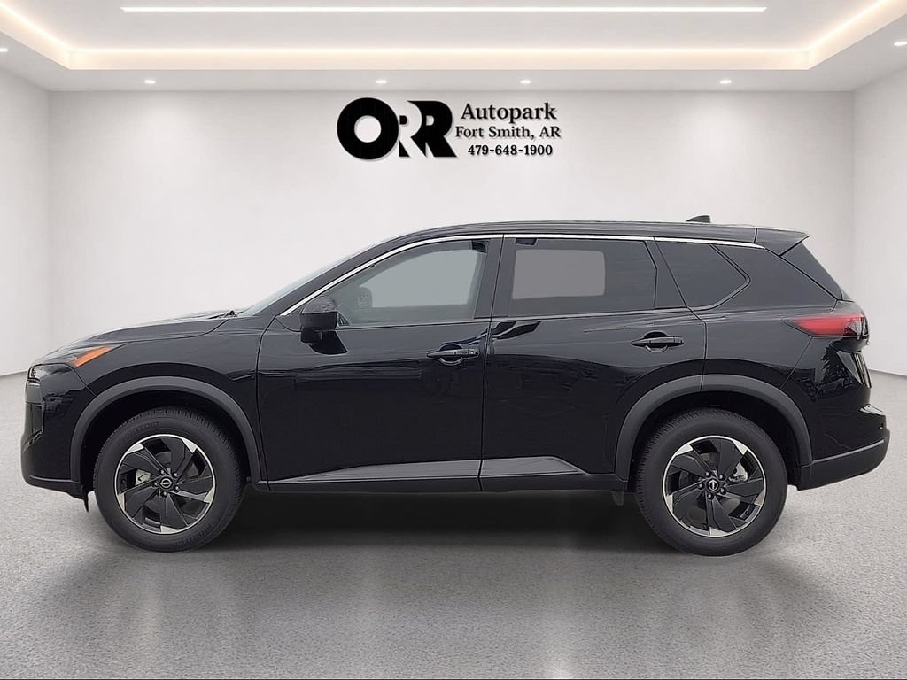 Used 2025 Nissan Rogue SV FWD image 3
