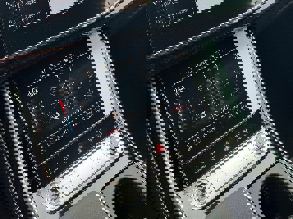 New 2026 Audi Q8 Premium Plus image 33