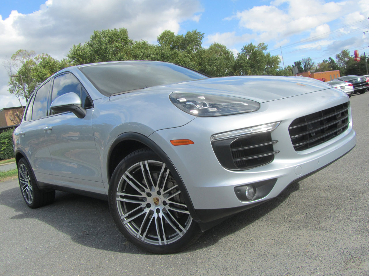 Used 2016 Porsche Cayenne S w/ Premium Plus Package image 3