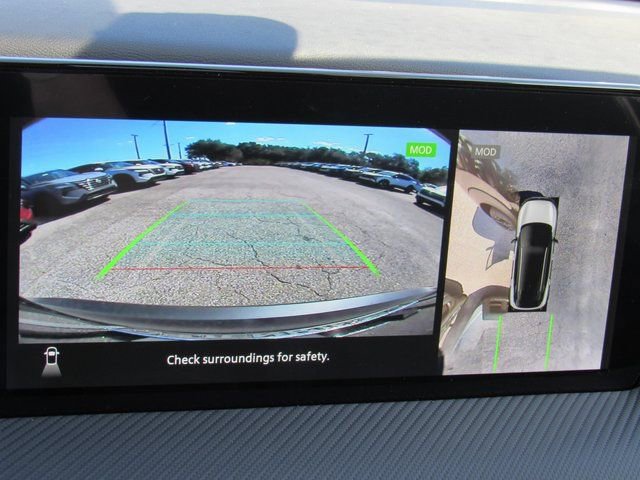 New 2026 Nissan Kicks SR w/ Illumination Package FWD image 14