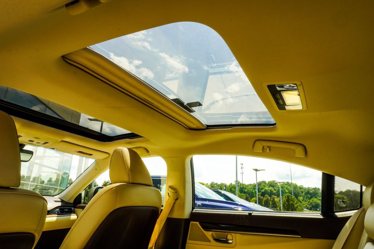 Used 2018 Lexus ES 350 w/ Ultra Luxury Package FWD image 43