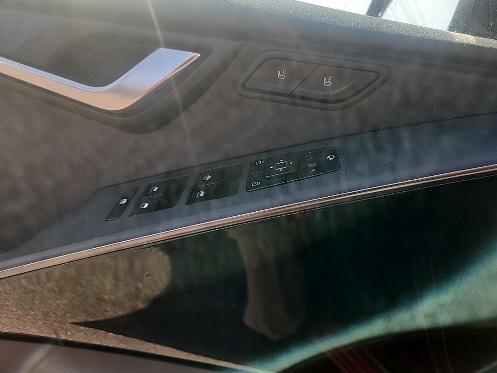 Certified 2023 Kia Niro Wave FWD image 25