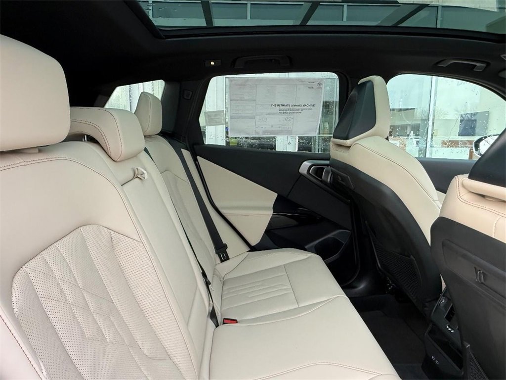 New 2026 BMW X3 xDrive30 w/ Premium Package image 5