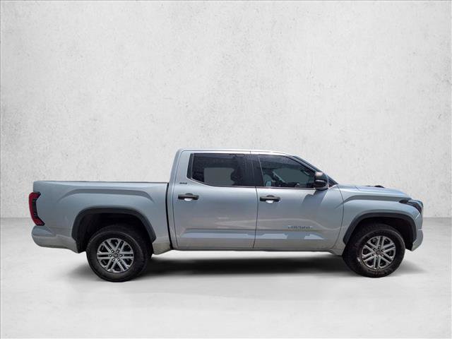 Used 2022 Toyota Tundra SR5 w/ Convenience Package RWD image 4