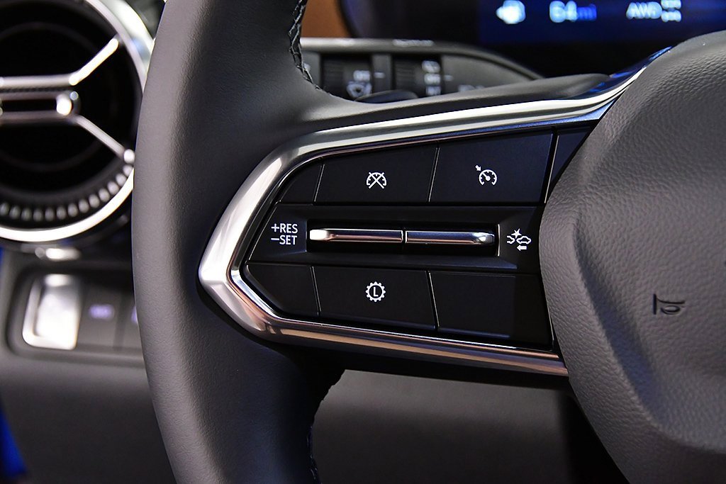 New 2026 Chevrolet Equinox ACTIV w/ Convenience Package III image 19