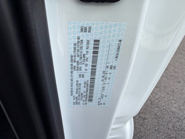 New 2025 Ford F550 4x4 SuperCab Super Duty image 18