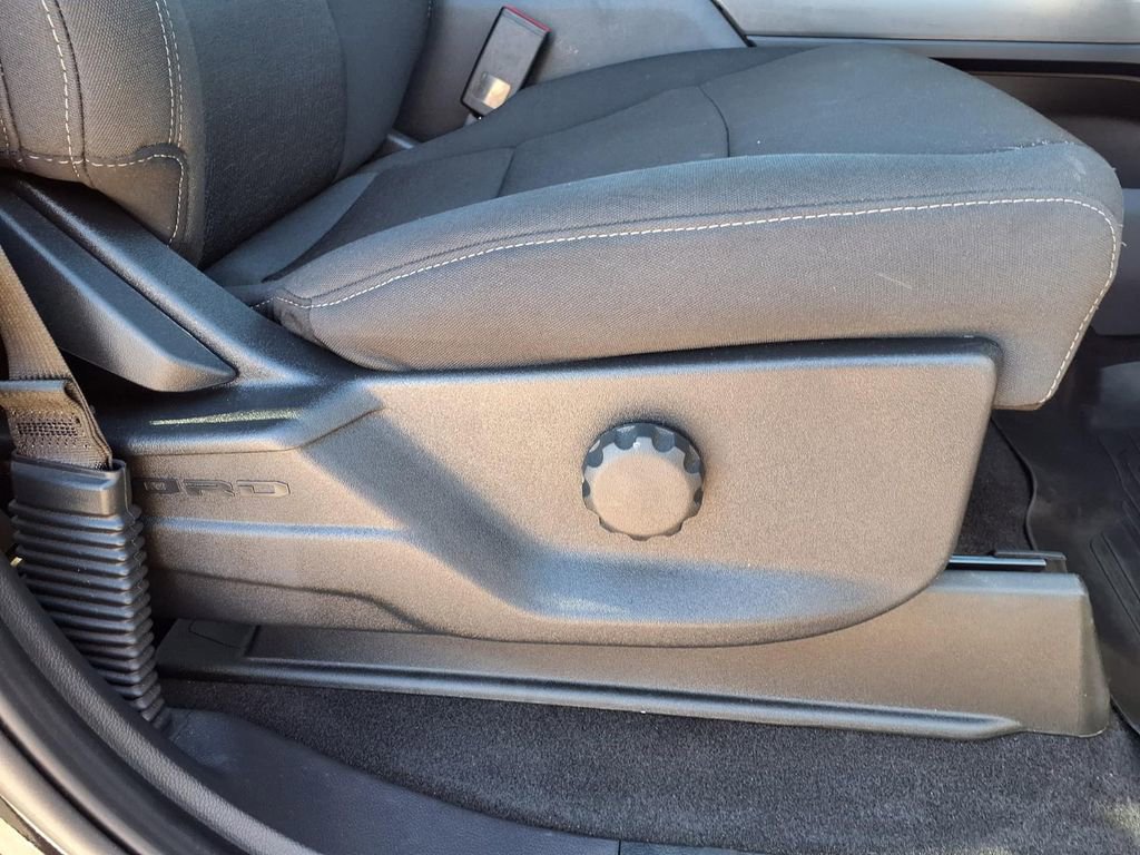 Used 2024 Ford F150 XLT w/ XLT Black Appearance Package image 14