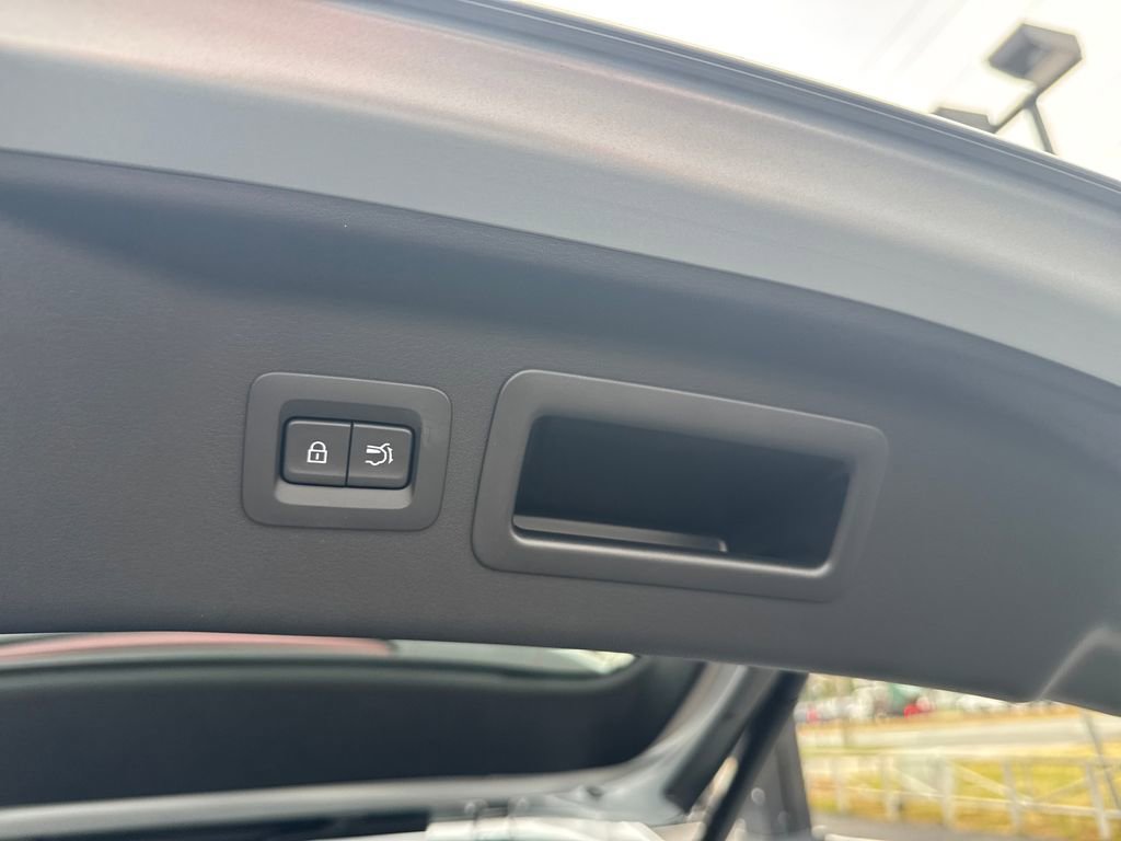 New 2025 MAZDA CX-90 Plug-In Hybrid w/ Premium Plus image 33