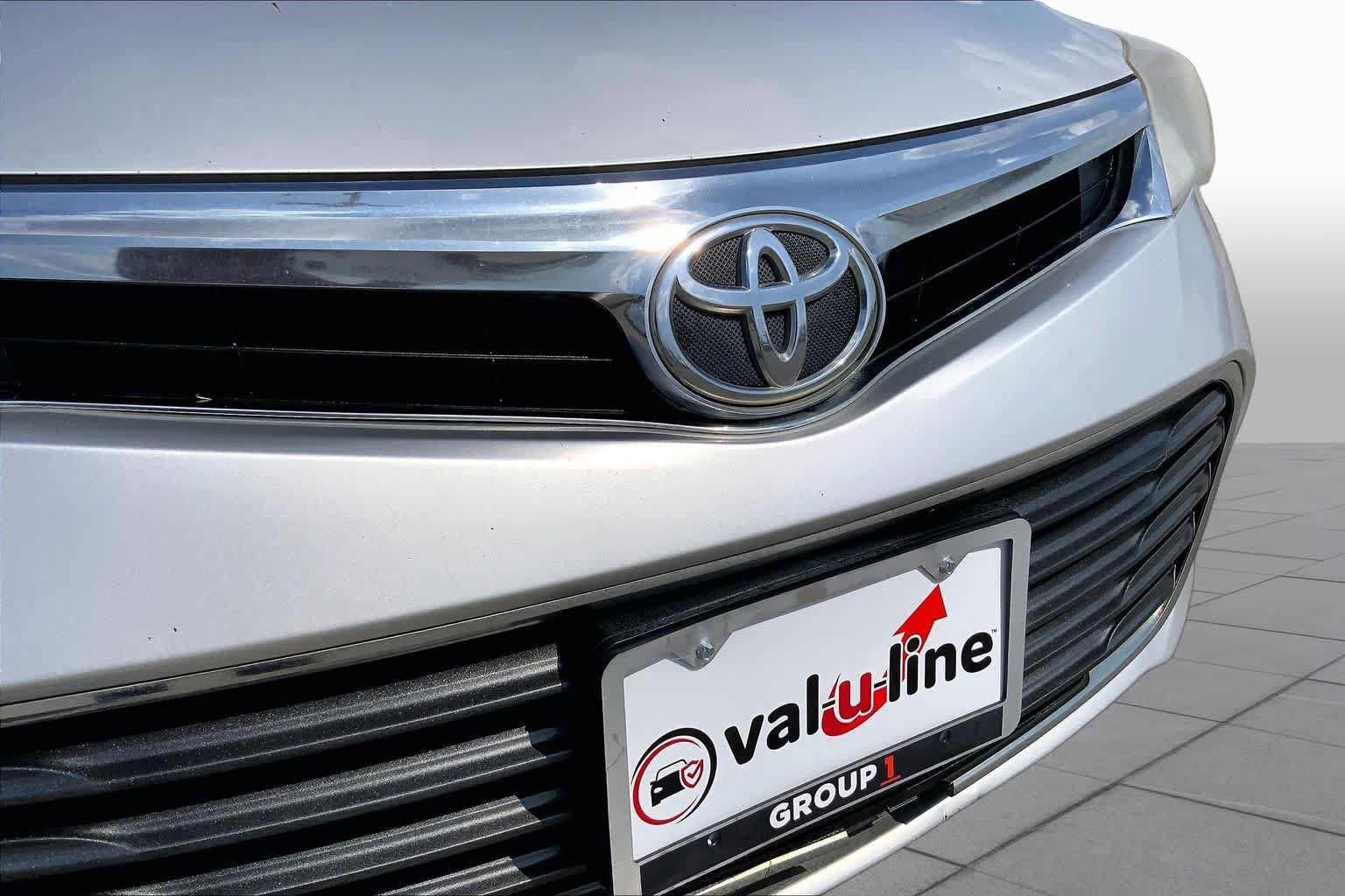 Used 2013 Toyota Avalon XLE Touring FWD image 29
