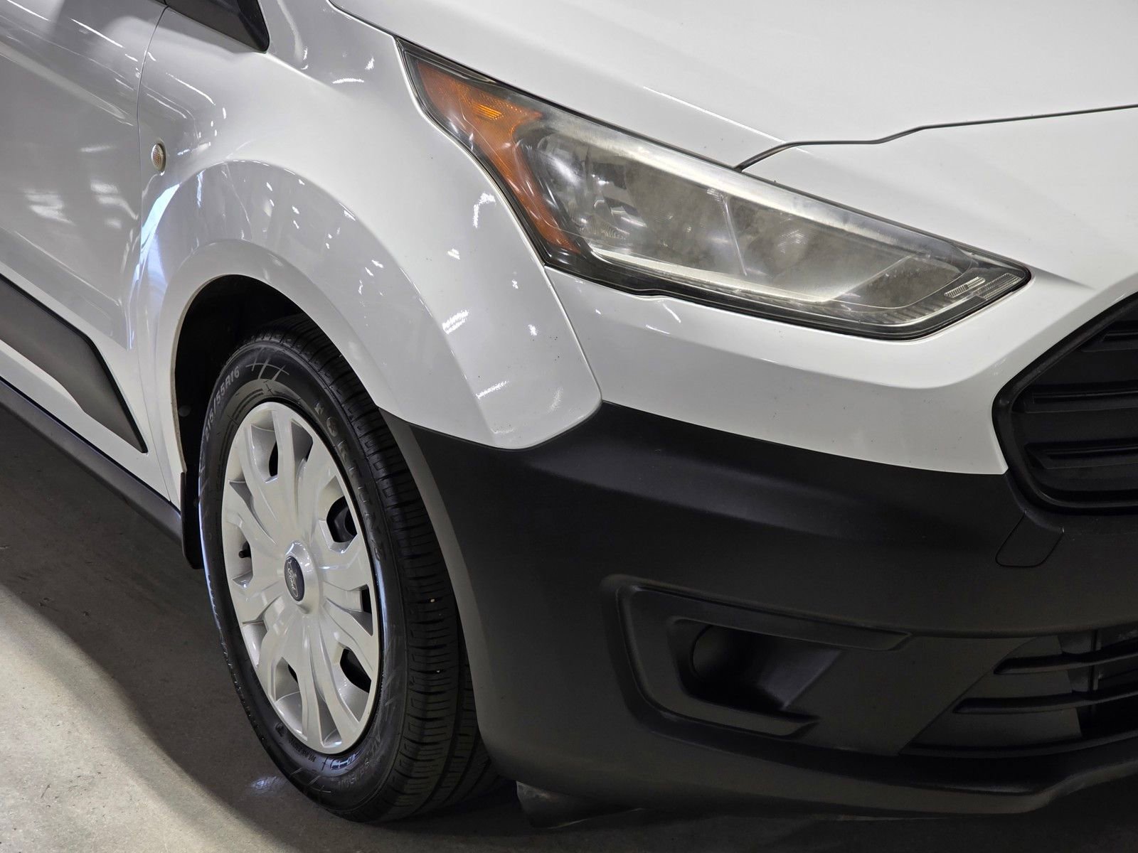 Used 2020 Ford Transit Connect XL image 10