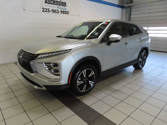 Used 2025 Mitsubishi Eclipse Cross SE image 2