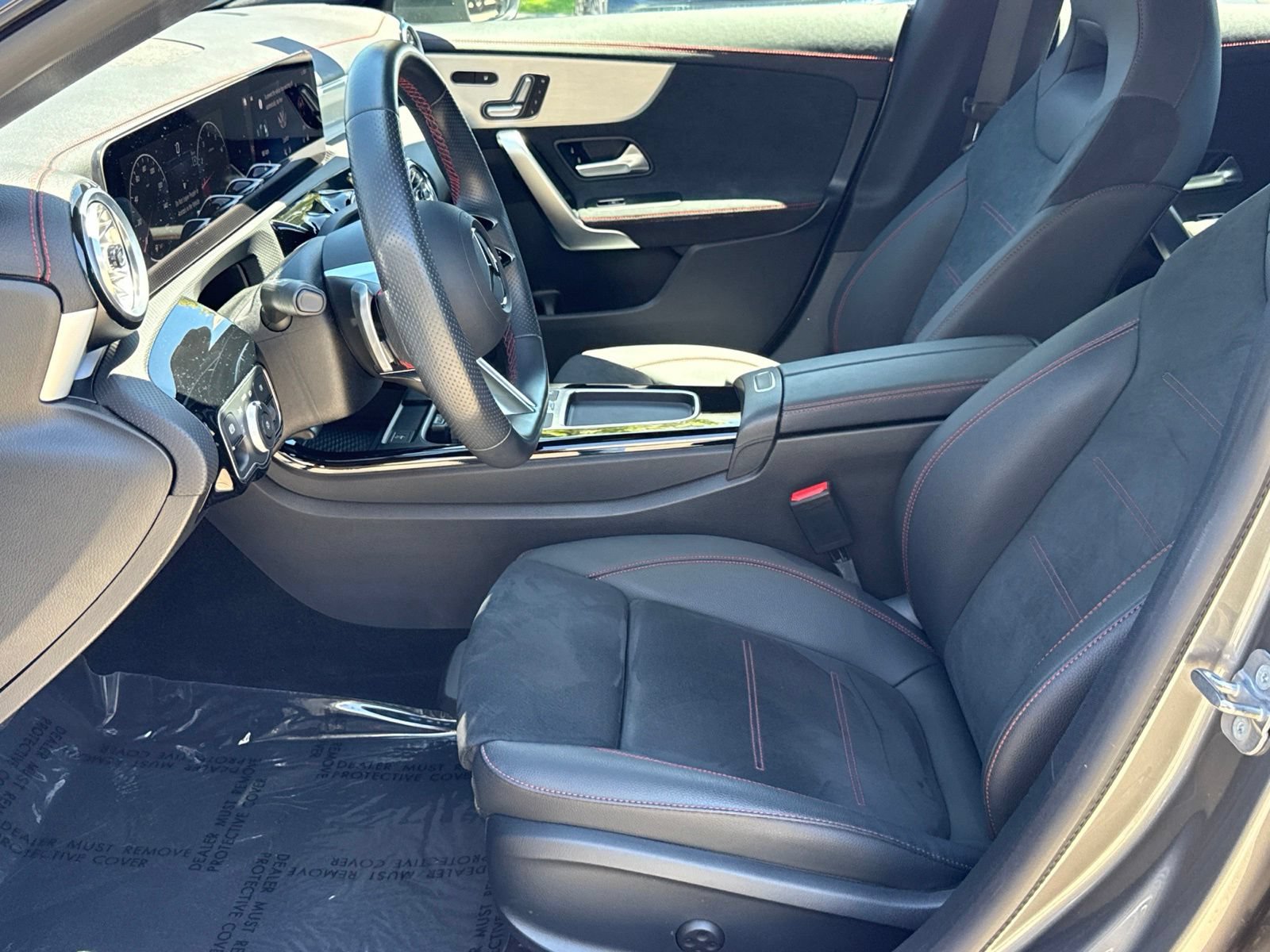 Used 2024 Mercedes-Benz CLA 250 4MATIC image 24