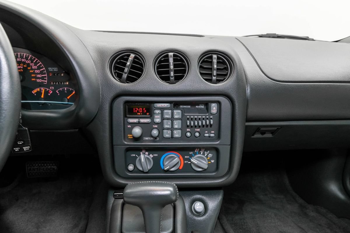 Used 1994 Pontiac Firebird Trans Am GT RWD image 23