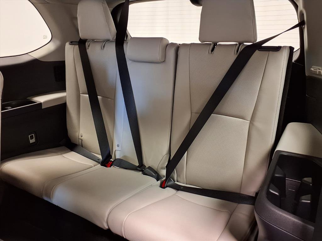 New 2026 Toyota Grand Highlander Platinum image 26