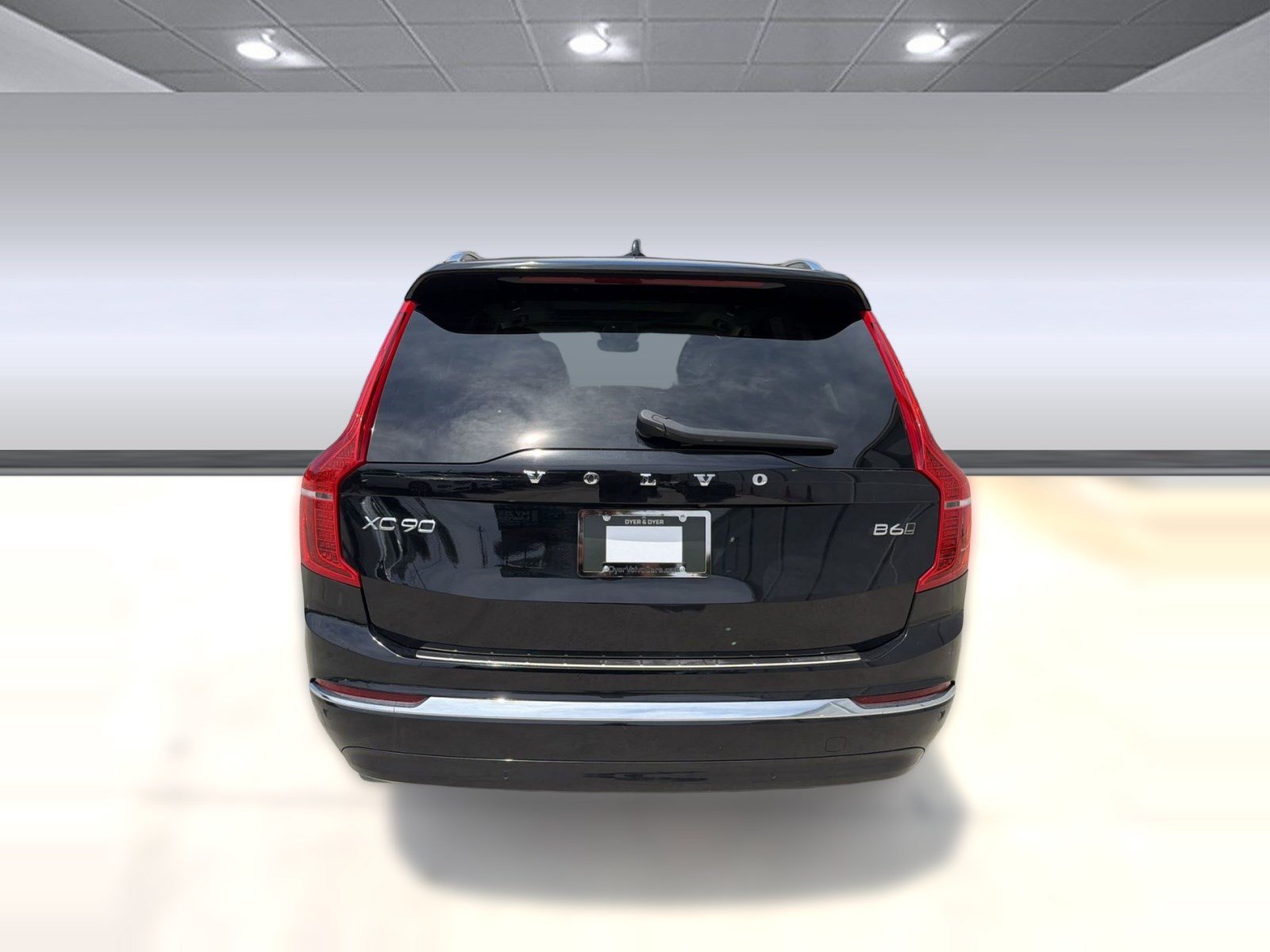 Certified 2024 Volvo XC90 B6 Plus w/ Protection Package Premier AWD/4WD image 9