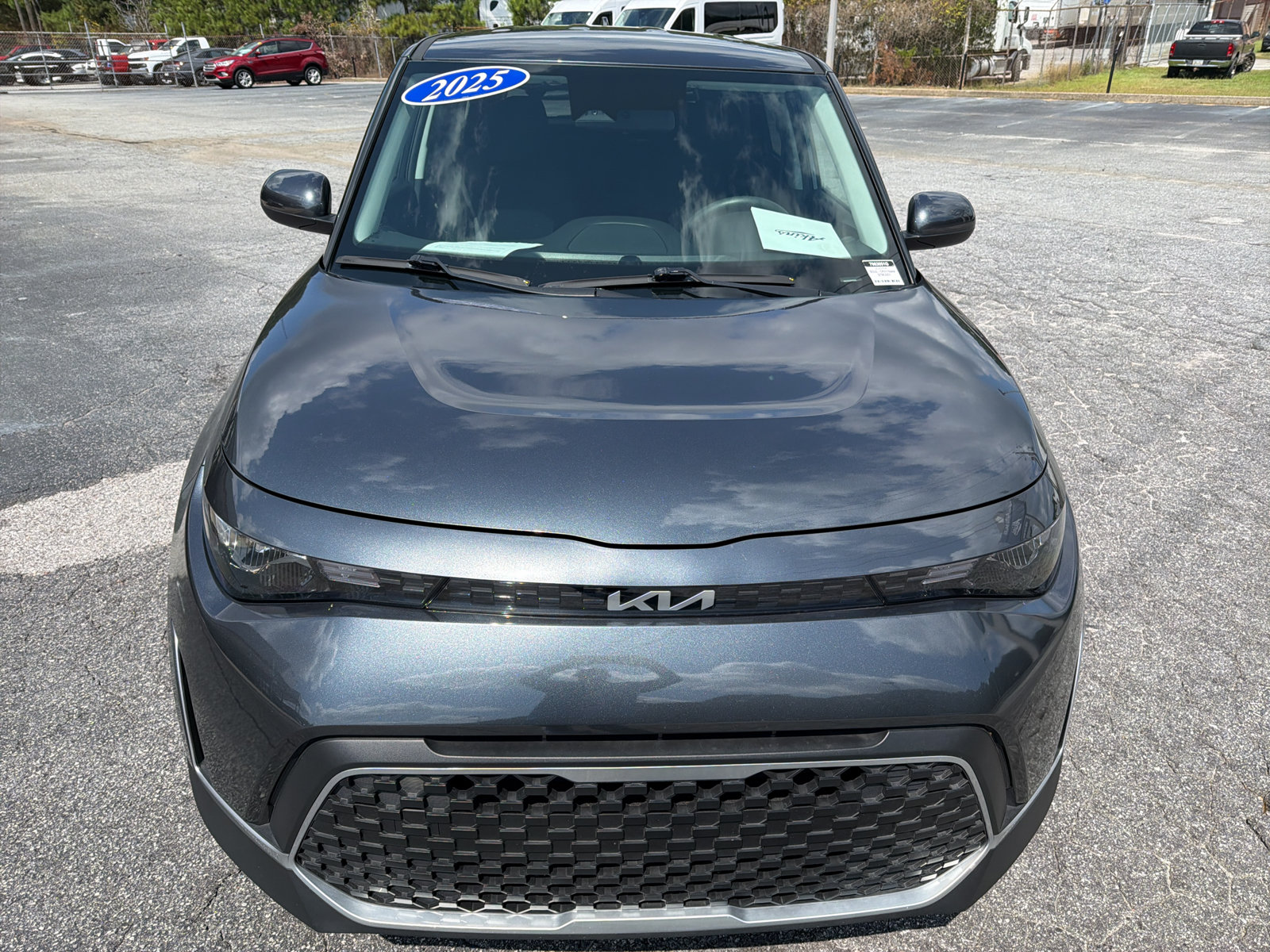 Used 2025 Kia Soul LX w/ LX Technology Package FWD image 39