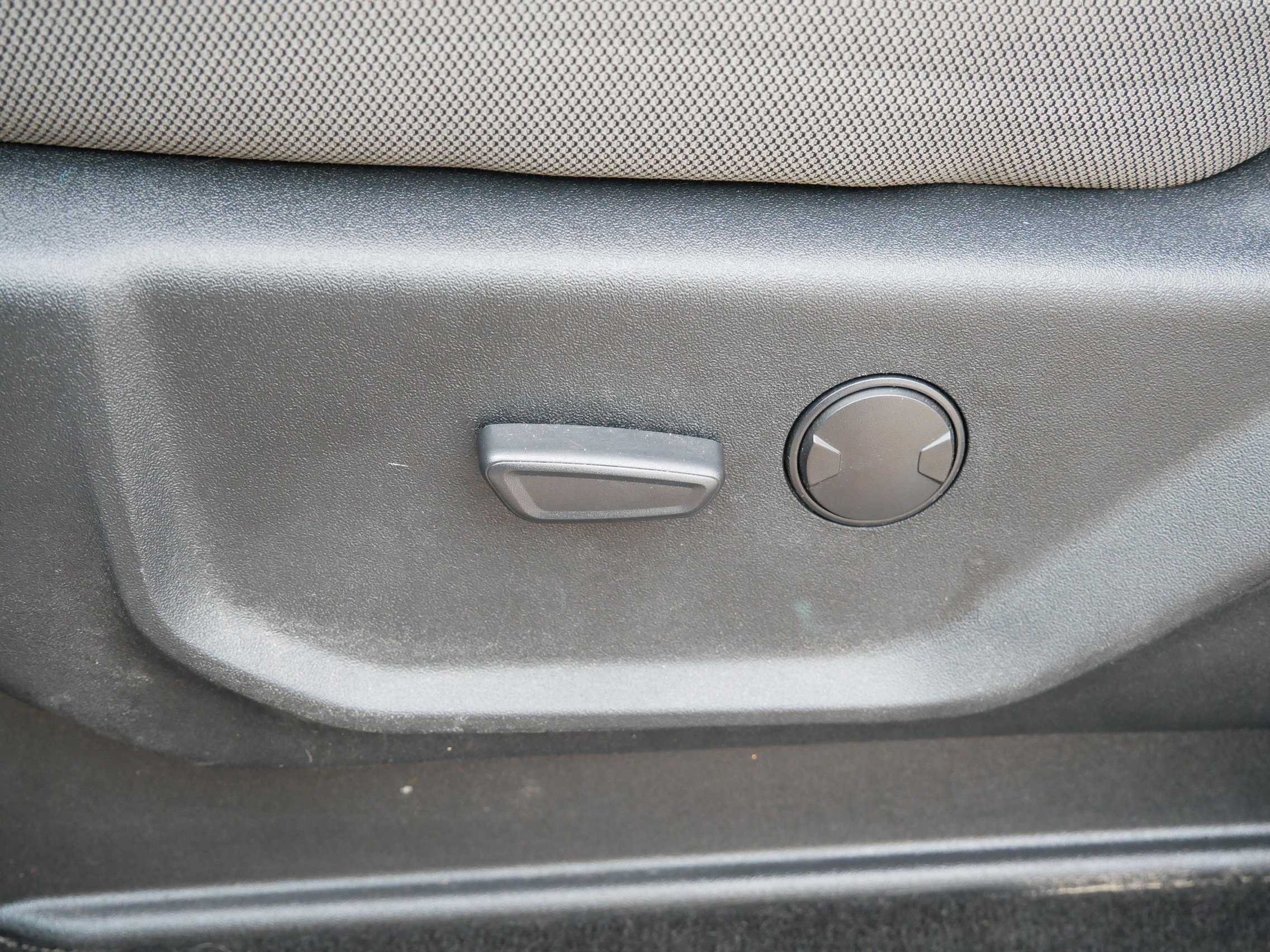 Used 2020 Ford F150 XLT w/ Equipment Group 301A Mid image 15