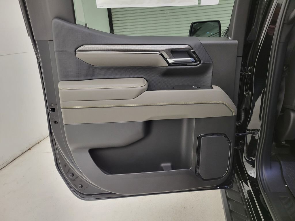 New 2026 Chevrolet Silverado 1500 ZR2 image 48