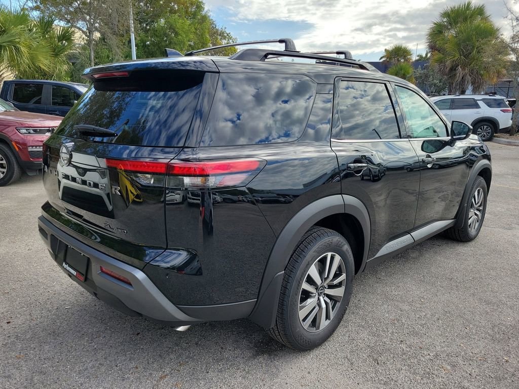New 2026 Nissan Pathfinder SL AWD/4WD image 7