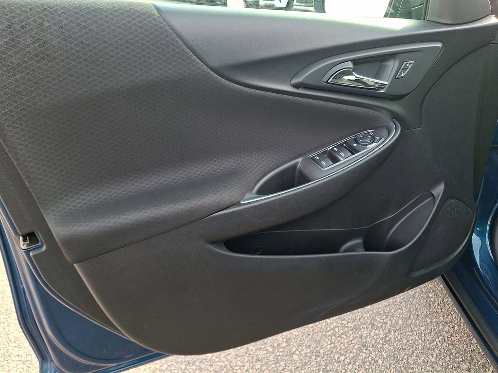 Used 2019 Chevrolet Malibu LT image 15