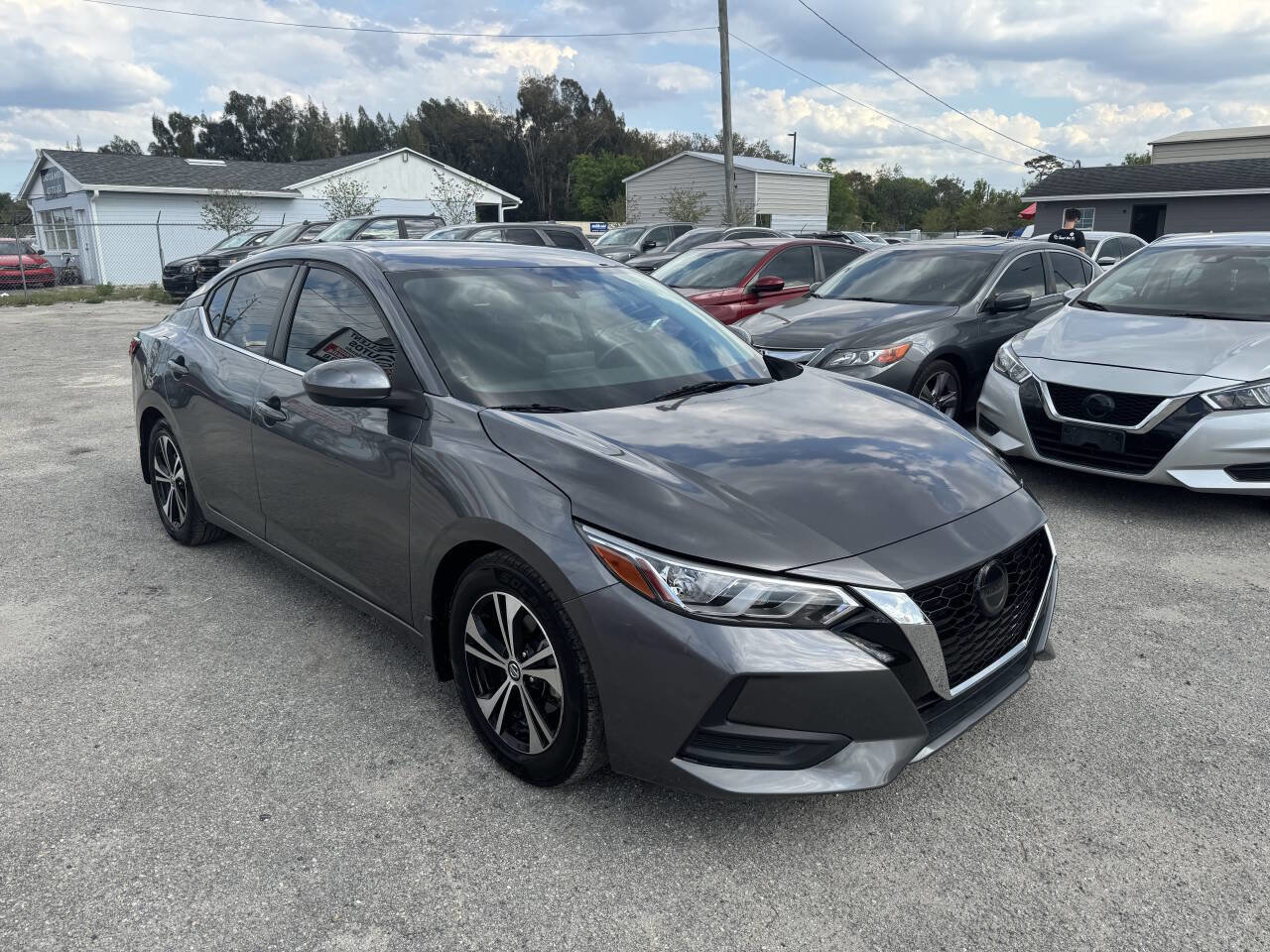 Used 2021 Nissan Sentra SV image 3