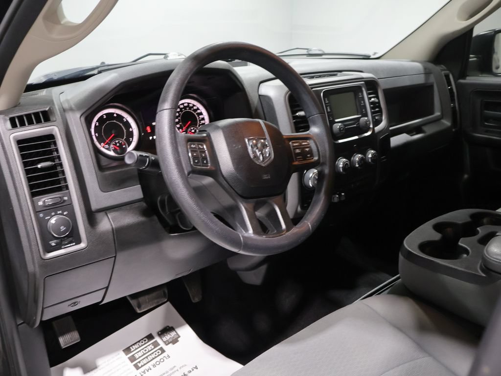 Used 2019 RAM 1500 Express w/ Express Value Package AWD/4WD image 15