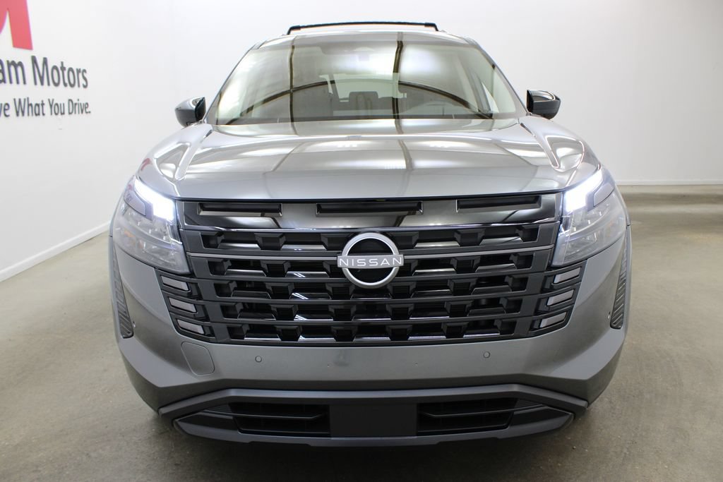Used 2026 Nissan Pathfinder SV FWD image 7