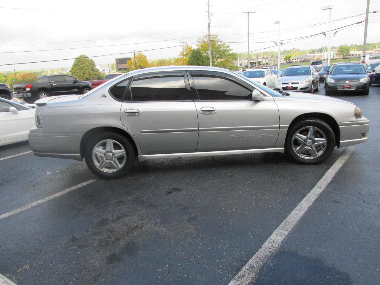 Used 2005 Chevrolet Impala SS w/ Sun And Sound Package image 3